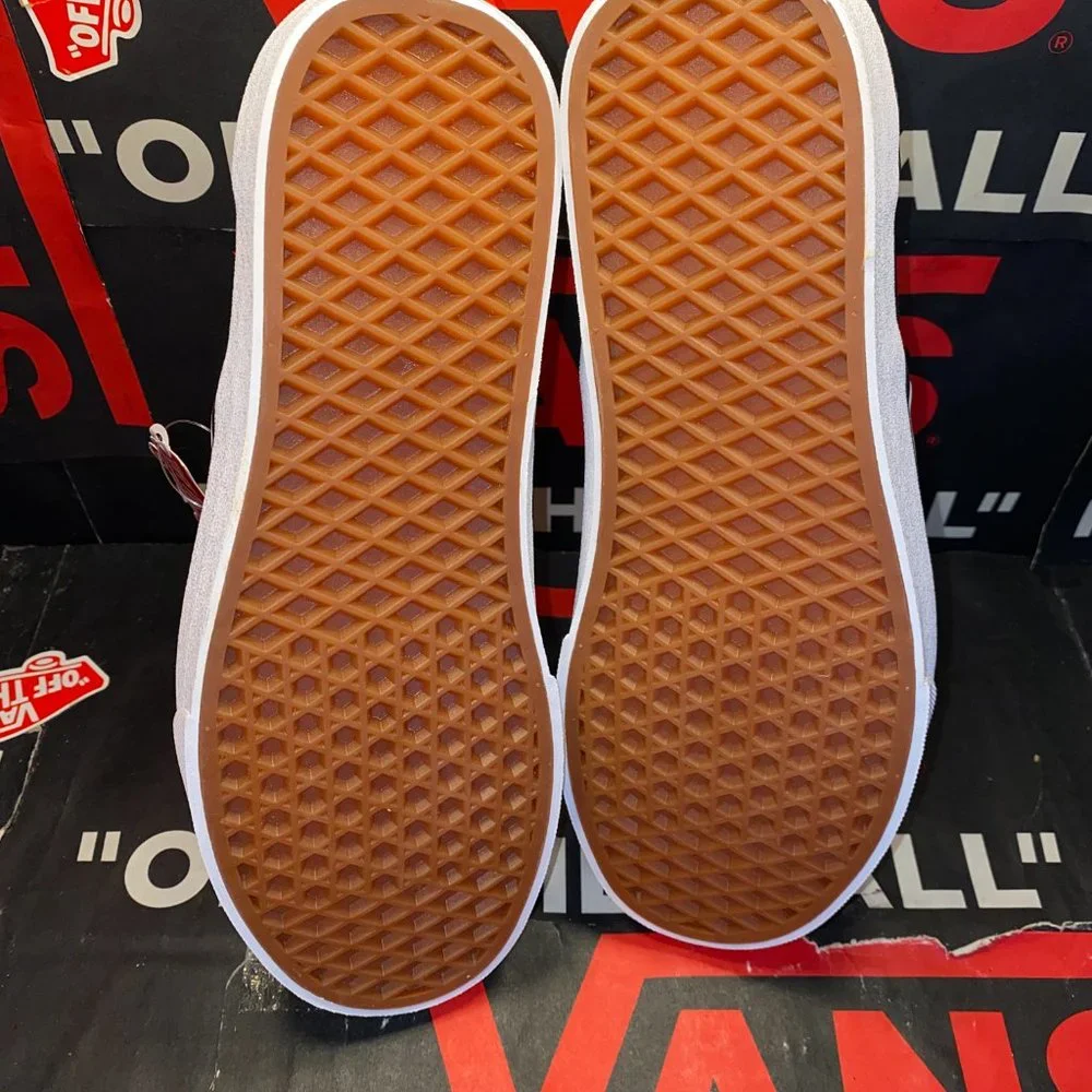 Vans Men's 4.5/Women's 6 Classic Slip-On Label Mix True White VN0A4BV3V9A